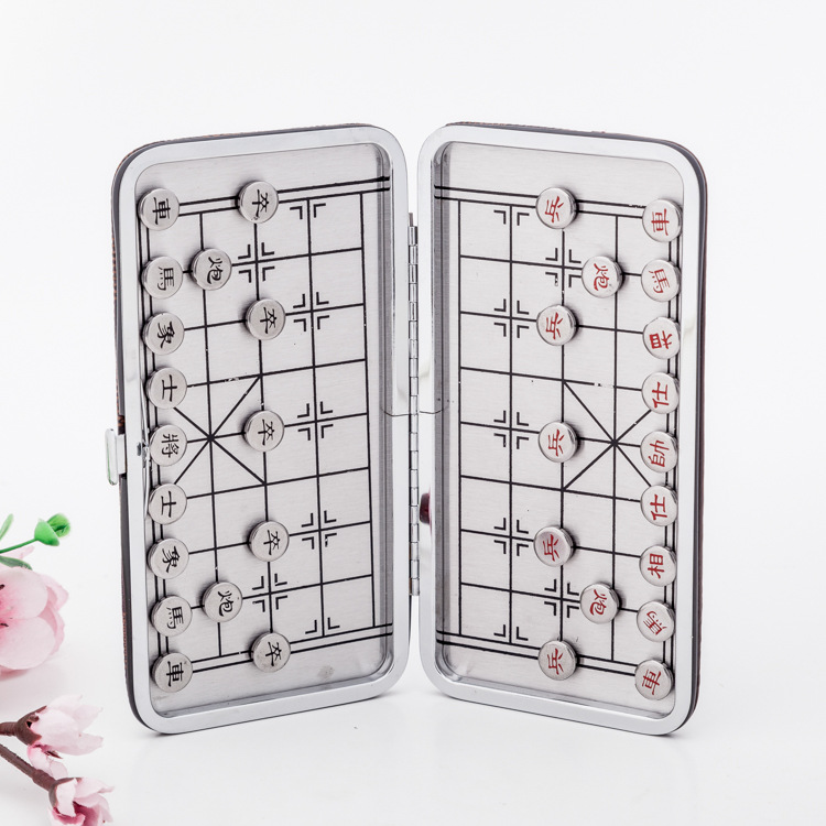Factory wholesale magnet chess boutique mini magnetic Travel Leisure Chinese chess gift chess