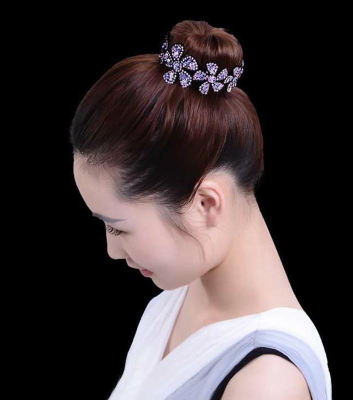 ファッショナブルなヘアクリップアクセサリー - 花の装飾が施されたヘアピンラインストーンのディテール|undefined