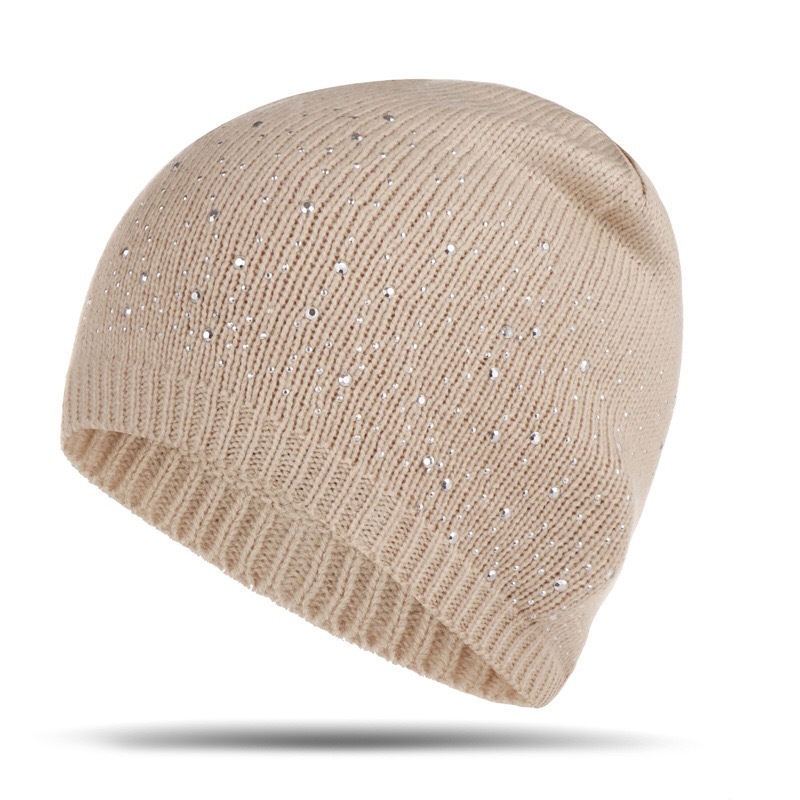 Europe and the United States new ladies multi-color drill pullover knitted hat autumn and winter knitted hat warm wool hat spot
