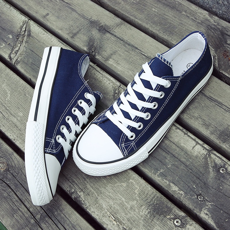 Factory direct new vulcanized shoes men's shoes couples student canvas shoes low Korean version of Joker casual shoes wholesale