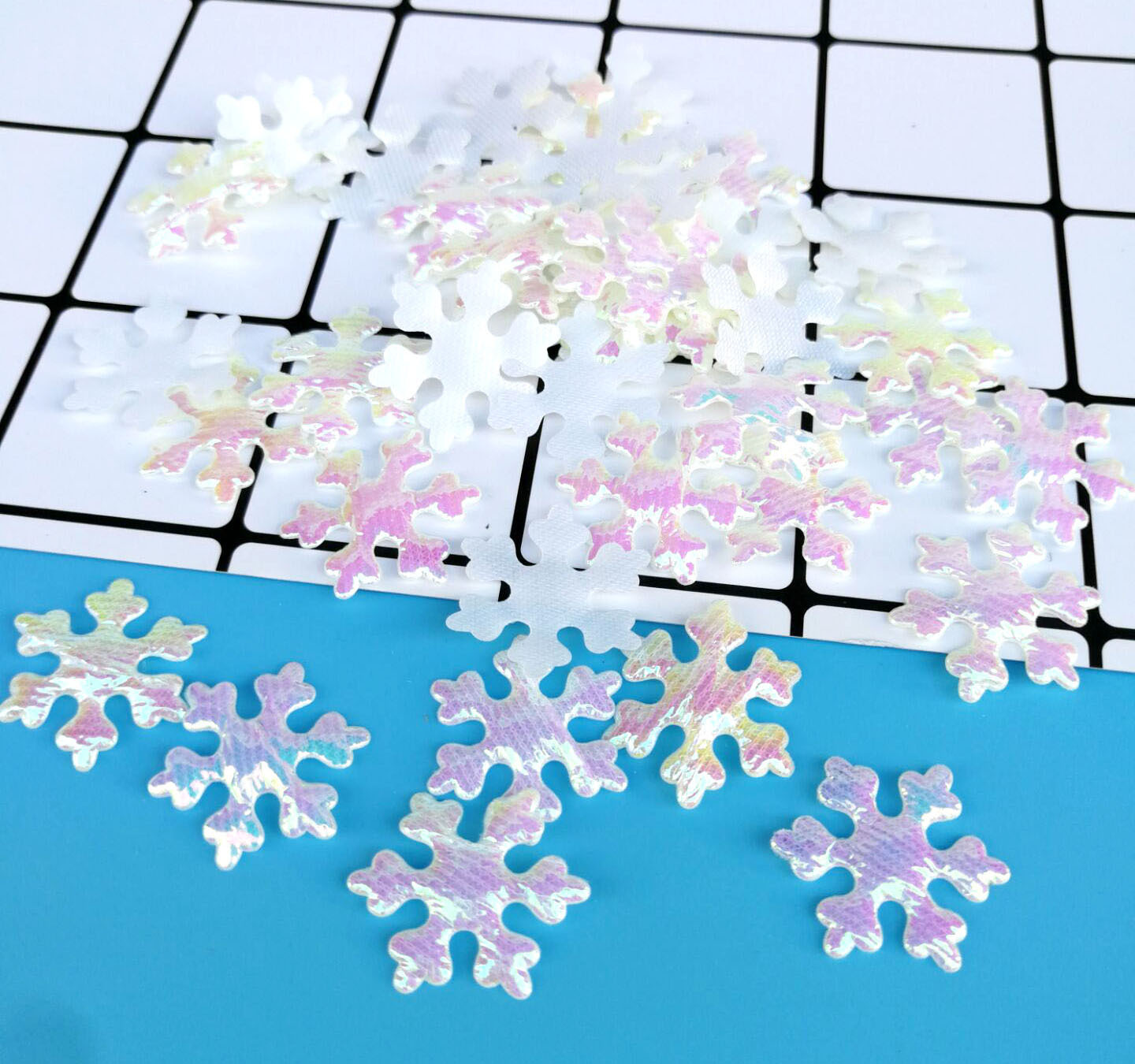 Christmas Holiday Snowflake Christmas tree decoration wedding party ice and snow throwing confetti diy handmade Christmas decoration_voghion.com