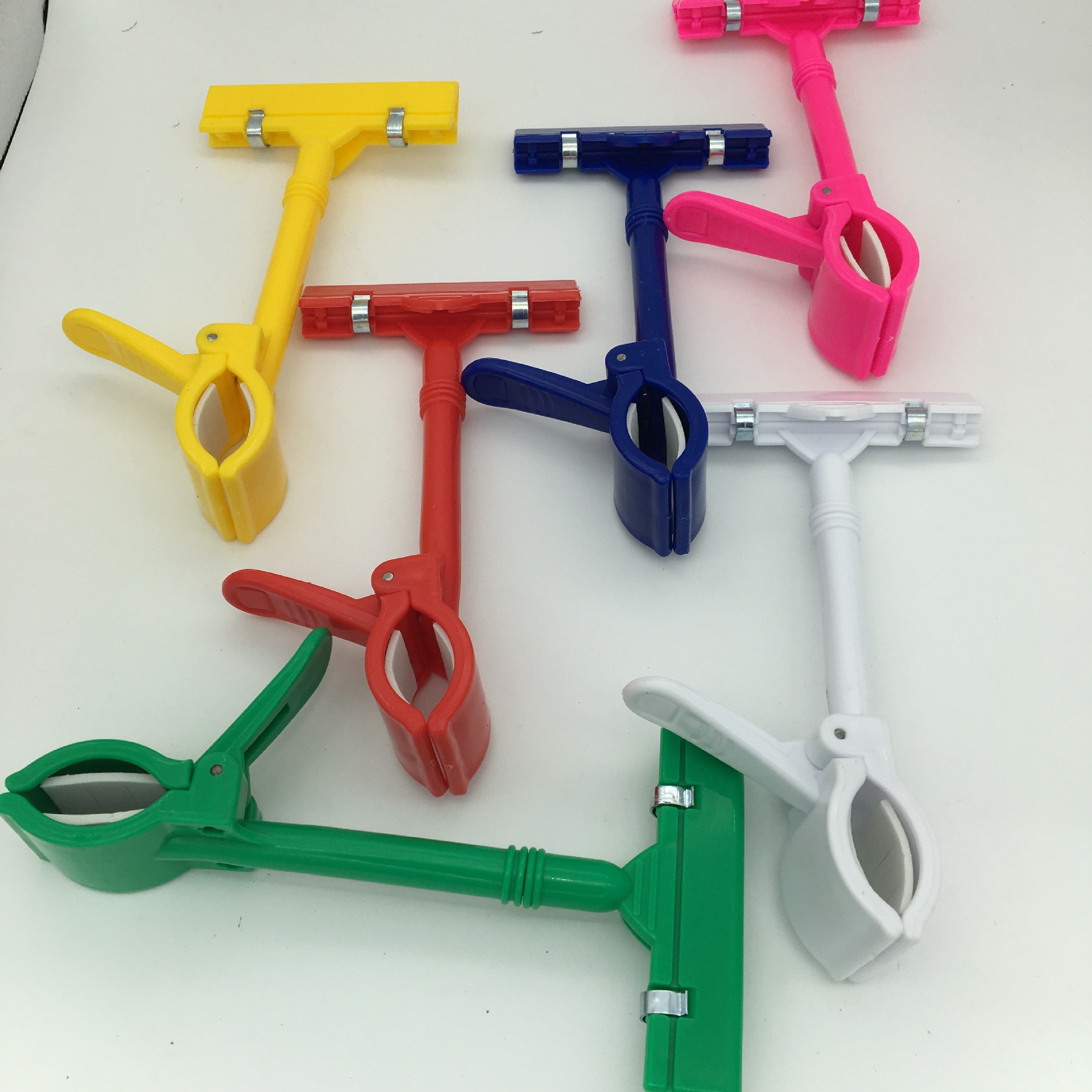 New POP advertising clip plastic thumb clip label clip price clip double clip manufacturers spot promotion