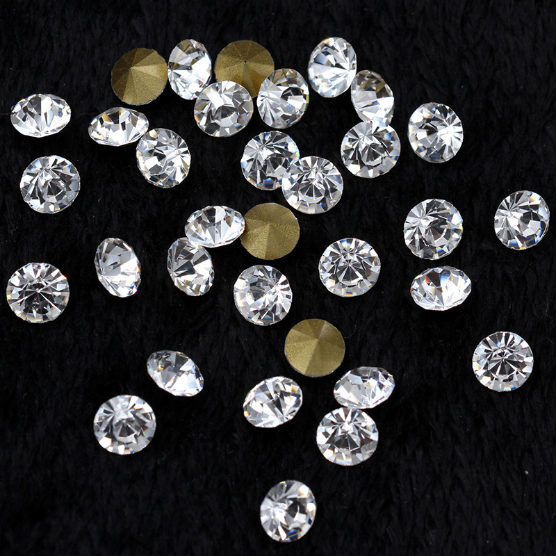 Guomao a Diamond White Glass pointed bottom rhinestone DIY nail jewelry accessories imitation Czech round pointed bottom Rhinestone