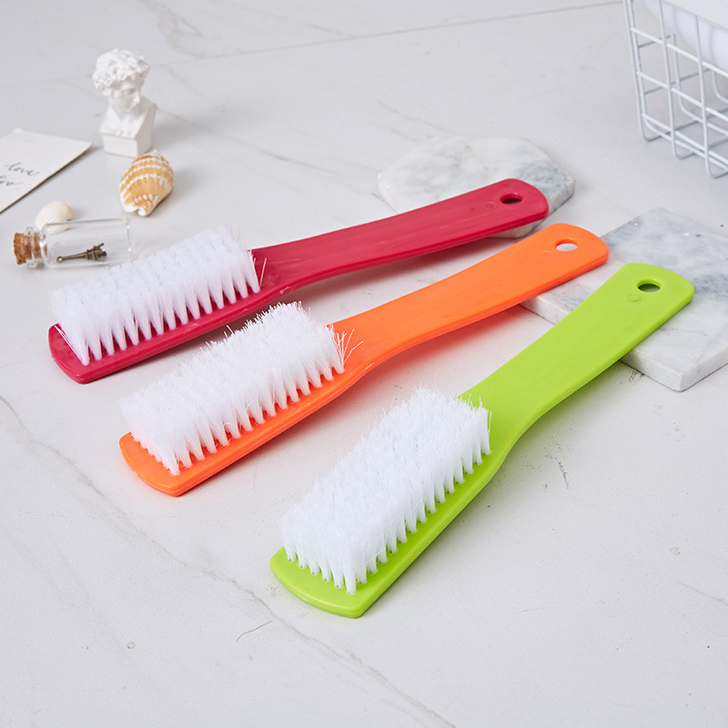 Factory direct home multi-functional high-quality shoe brush long handle soft hair clothing cleaning brush plastic brush 2 yuan supply