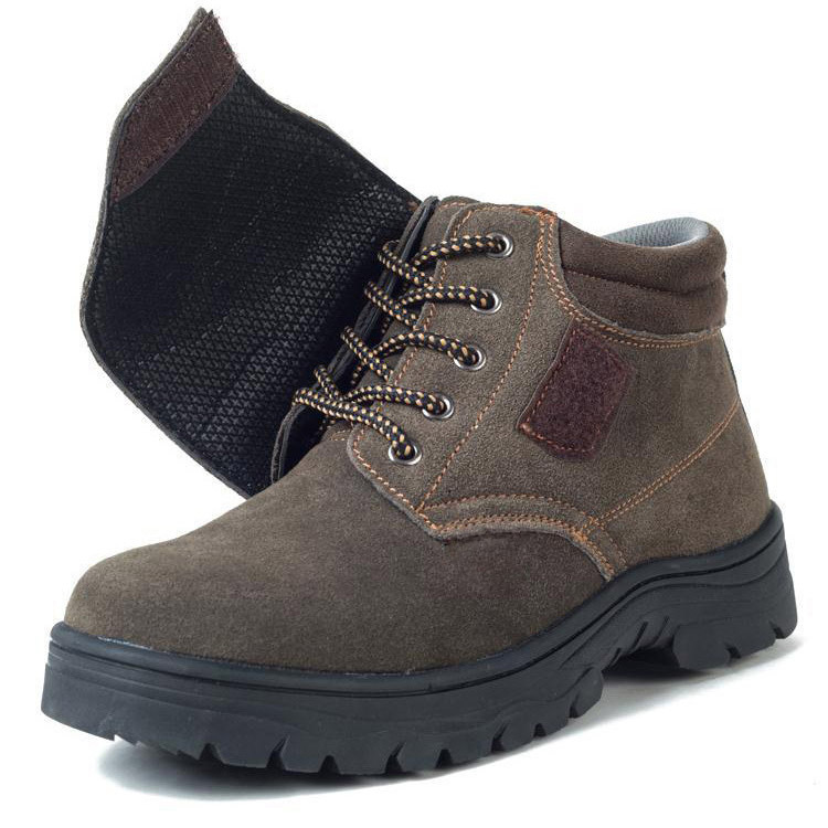 A pedal welding shoes anti-smashing anti-stab labor protection shoes fire splash hot safety shoes cowhide work shoes manufacturers wholesale