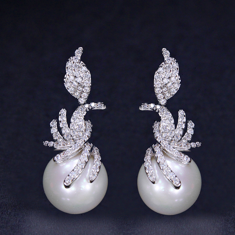 Taobao Korean-style temperament pearl zirconia earrings, minimalist fashionable hypoallergenic long drop earrings