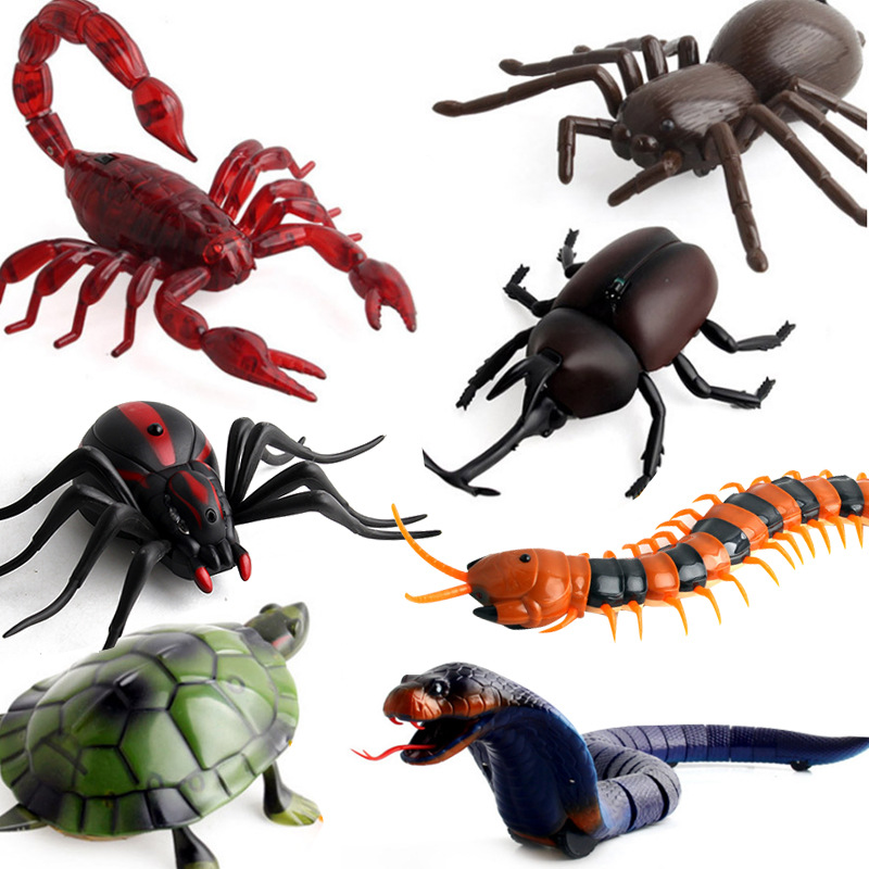 Foreign trade 40 simulation remote control snake electric remote control cockroach Spider Cobra new strange trick toys