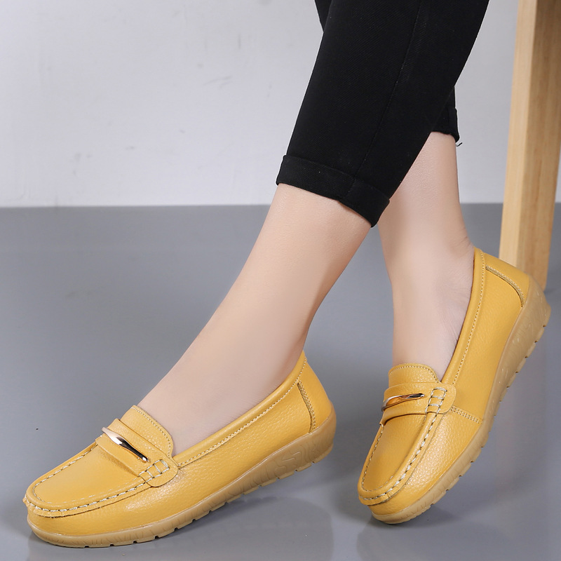 2023 New Cross-border Cowhide Middle-aged and Elderly Mother Shoes Women's Single-layer Shoes Bean Shoes Genuine Leather Soft Bottom Wedge Nurse Shoes
