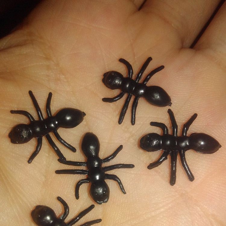 Black Ant Halloween plastic PVC Ant Small insect animal model toy simulation Ant
