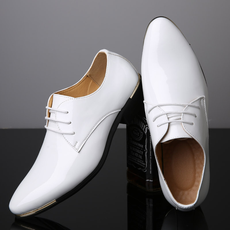 2024 Cross-border Special for New Men's Business Casual Shoes Fashion Bright Leather Dress Men's Shoes Large Number Pointed Leather Shoes