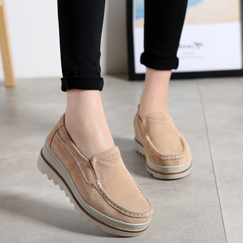 2018 New Spring Platform Shoes Women's Thick-soled Wedge Slip-on Leather Swing Casual Moms Shoes Large Size Shoes