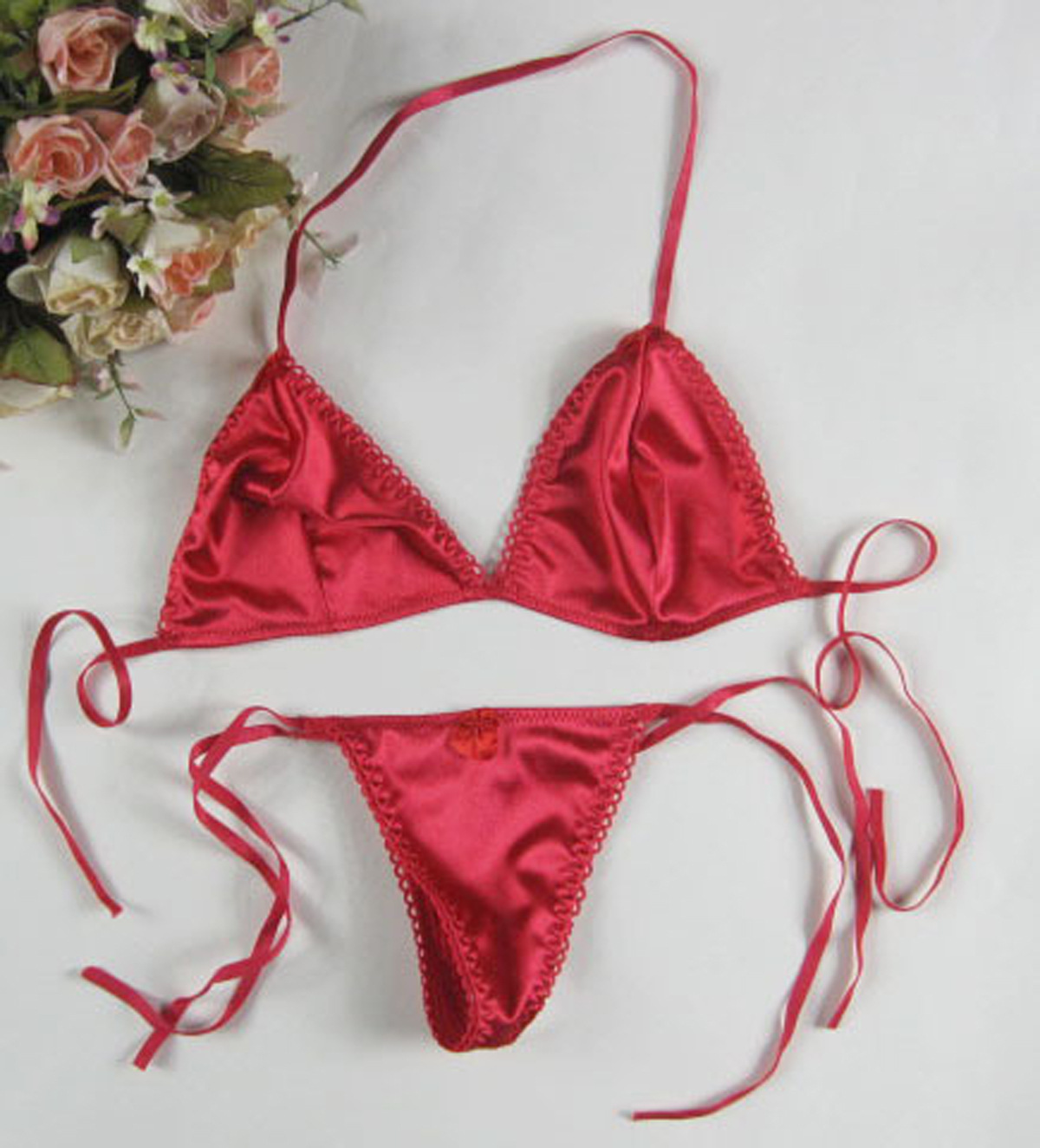 Seksi čipkasti japonski seksi skušnjava votli bikini s tremi točkovnimi modrčki 040_voghion.com