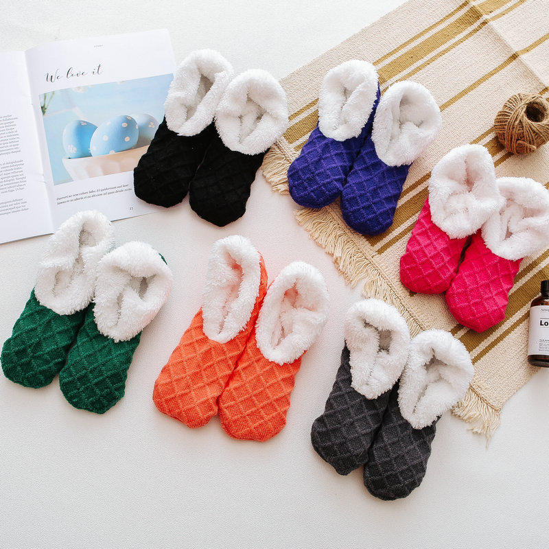 2 par höst- och vinterstrumpor fleece lammfleece enfärgade golvstrumpor söta varma kvinnor förtjockade strumpor set månsockor_voghion.com
