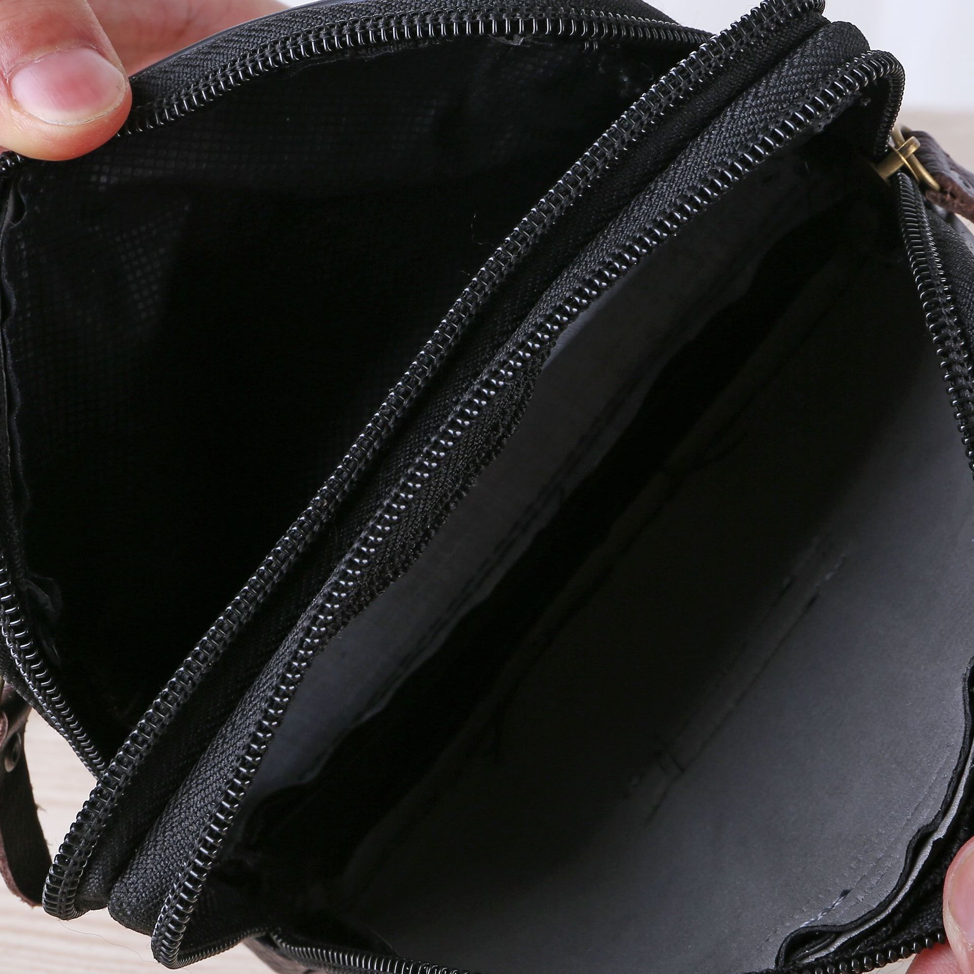 Men's Waist Bag Mobile Phone Bag Outdoor Site Wallet Wear Belt PU Leather Double Zipper Waist Bag Stall Bag