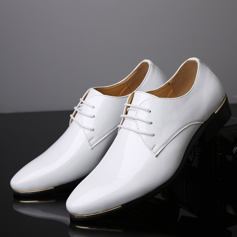 2024 Cross-border Special for New Men's Business Casual Shoes Fashion Bright Leather Dress Men's Shoes Large Number Pointed Leather Shoes