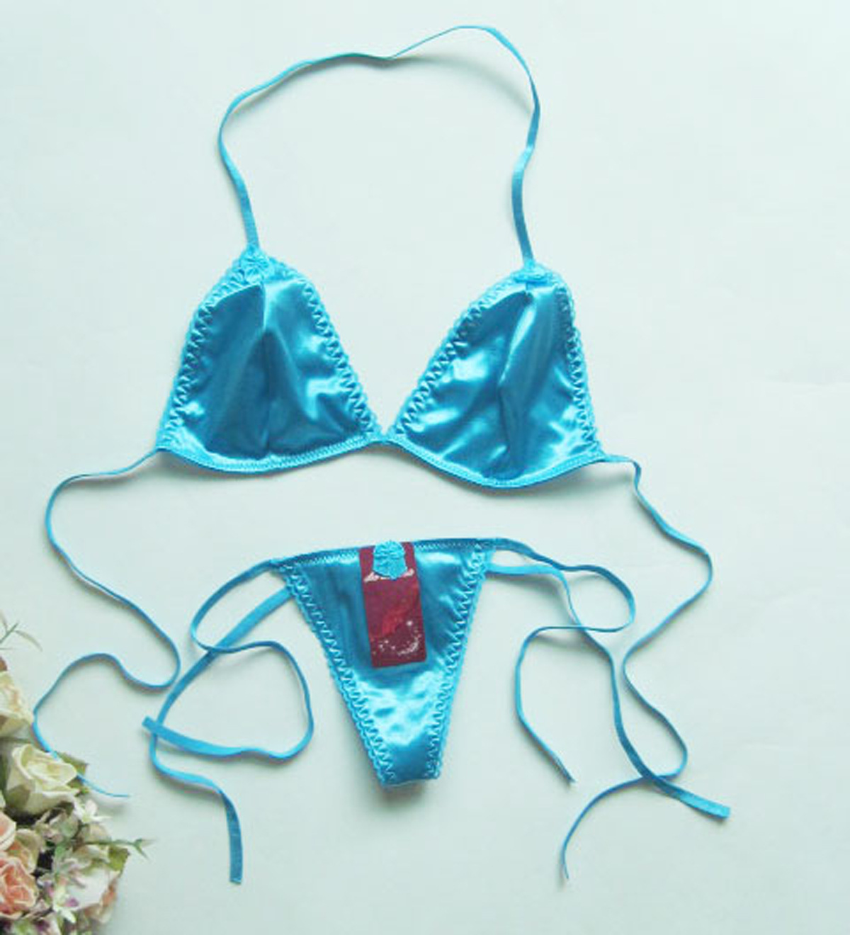 Seksi čipkasti japonski seksi skušnjava votli bikini s tremi točkovnimi modrčki 040_voghion.com