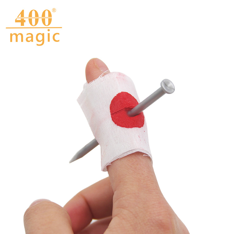 Finger nail toy whole person horror finger nail funny novel magic finger nail props golden top
