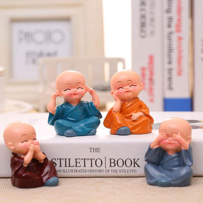 A generation of four not young monk resin Cartoon Doll Gift novice car decoration Shaolin kung fu boy ornaments