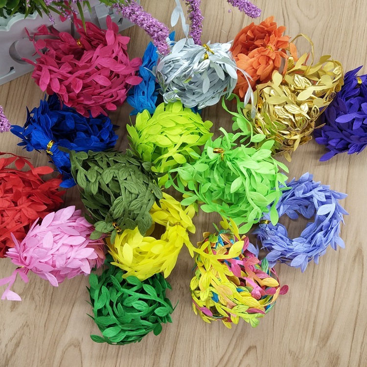 5mの長い花輪は藤の葉の手作りのdiyの頭飾りの柳の布の葉の緑色のシミュレーションの花の藤の葉を模倣します。|undefined