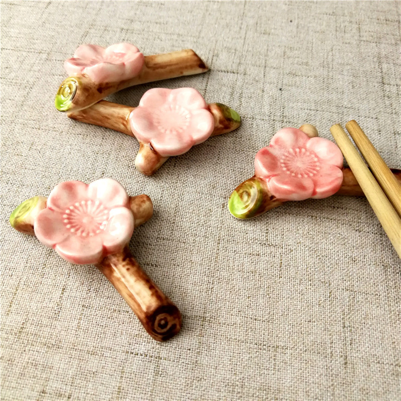 Ceramic Japanese Style Cherry Blossom Chopsticks Rack Chopsticks Holder Household Plum Blossom Chopsticks Rack Chopsticks Pillow Four Treasures Pen Holder Pen Holder Small Ornaments