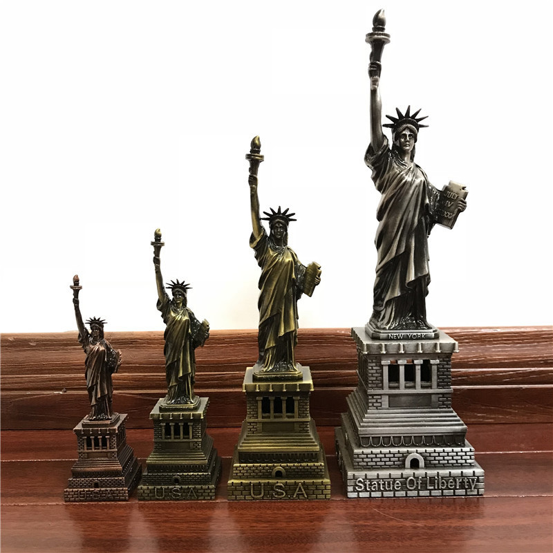 American creative retro home metal crafts Statue of Liberty tourist souvenirs architectural alloy ornaments