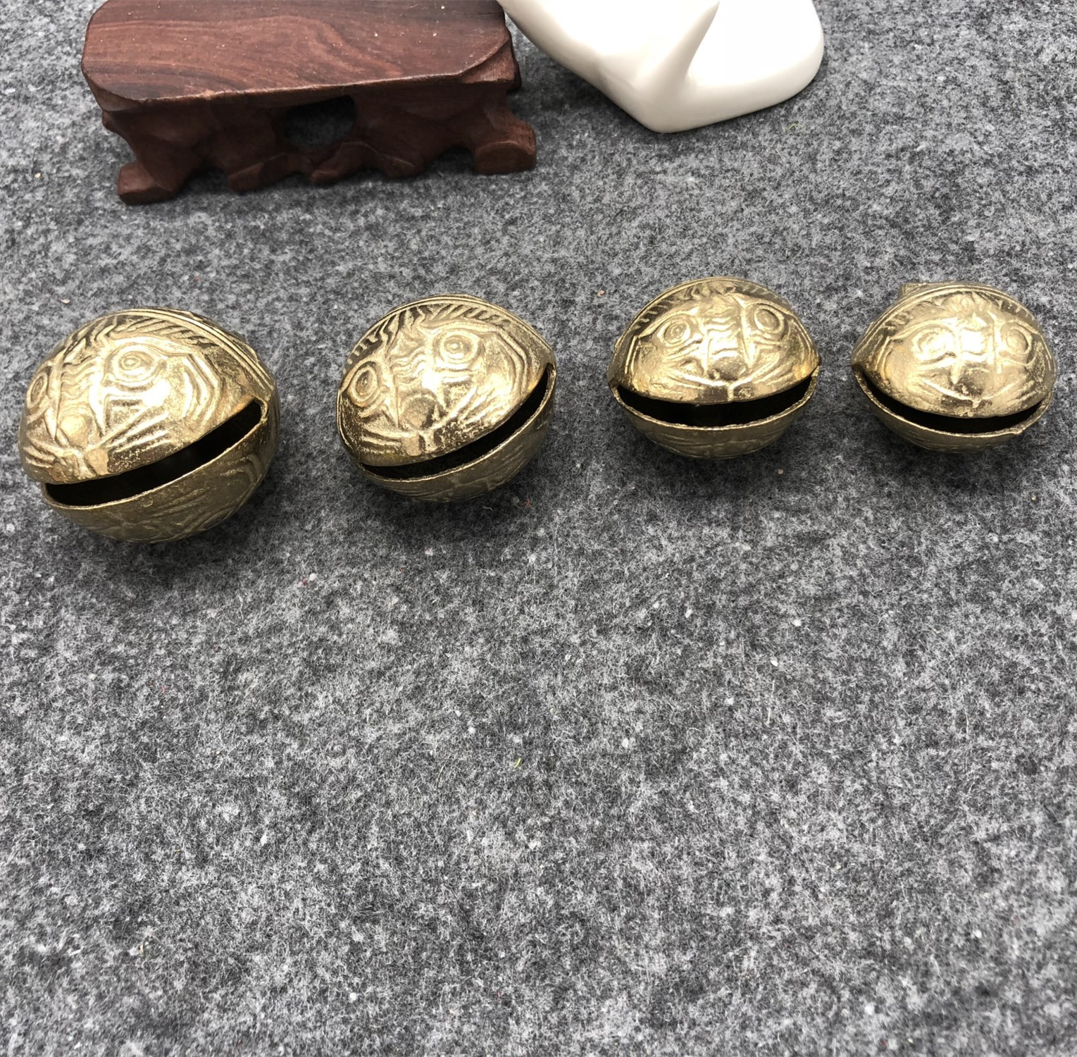 Tiger head Bell copper bell DIY jewelry pet dog cat supplies wind and rain smooth Tiger Wei Linji copper bell