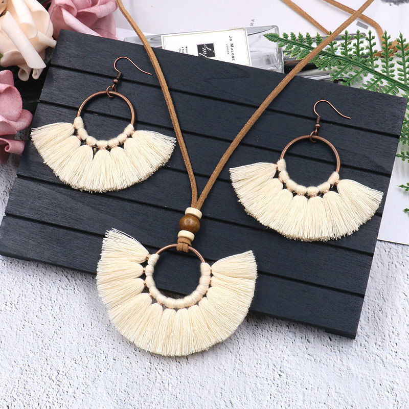 European and American personality fan tassel earrings necklace jewelry set fashion retro round jewelry wholesale factory direct sales