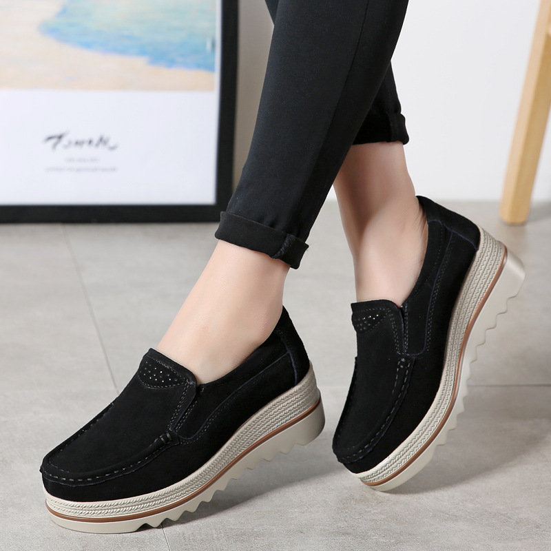 2018 New Spring Platform Shoes Women's Thick-soled Wedge Slip-on Leather Swing Casual Moms Shoes Large Size Shoes