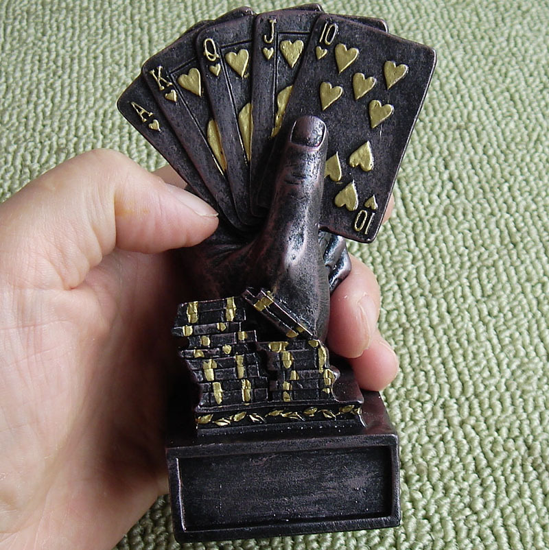 Dezhou Poker Medal Hand Shape Award Base Resin Cup Gift