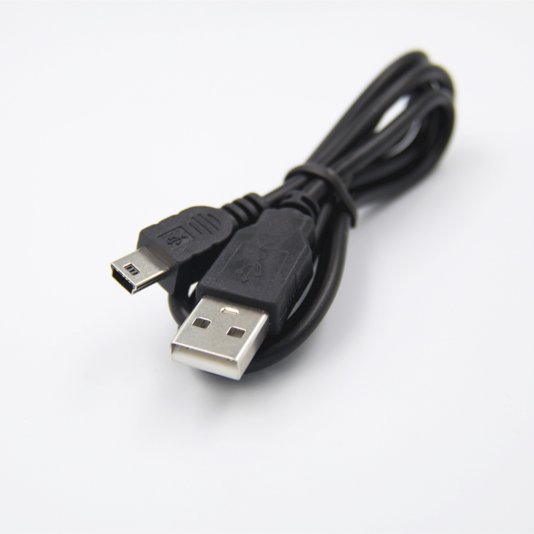 004 Shenzhen manufacturers have a large stock of type-c charging lines, C- port mobile phone data lines, matching lines