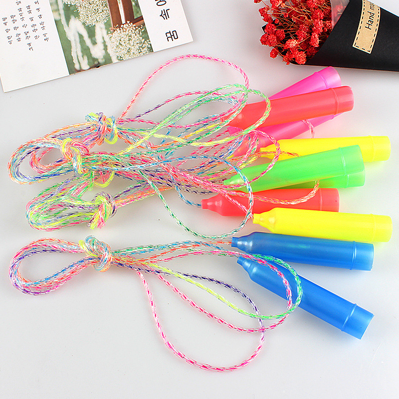 Colorful plastic skipping rope kindergarten Elementary School students outdoor toys sporting goods prizes Yiwu small commodities wholesale