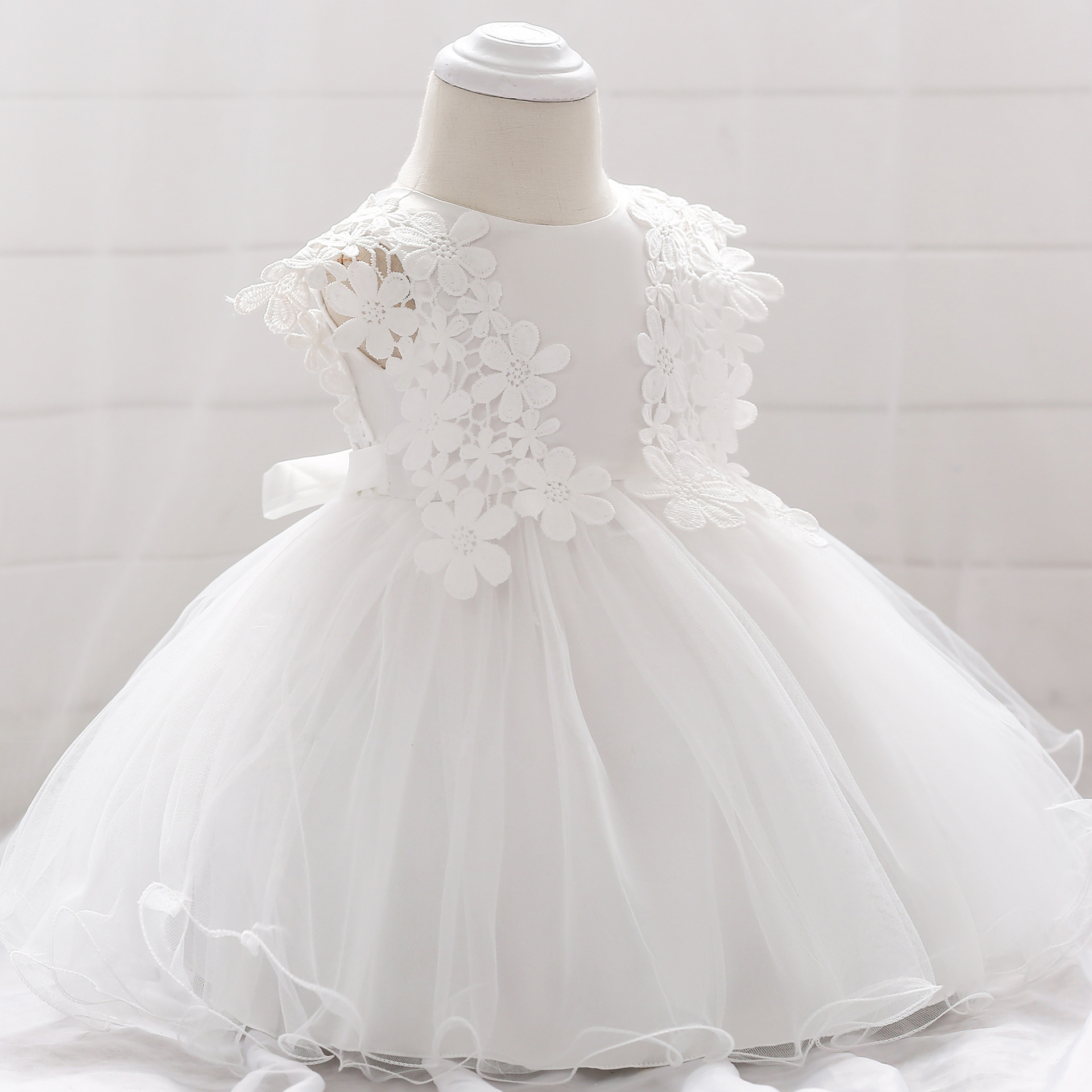 Stylish White Baby Girl Dress New Arrival Children's Fashionable Gown Skirt For Toddlers Girls Party Dresses Wholesale