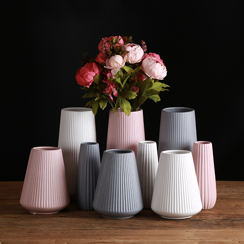 Wholesale Vertical Pattern Mediterranean Ceramic Vase Nordic Modern Simple White Powder Gray Ornaments Flower Arrange Home Scrub
