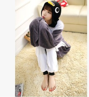 Foreign trade wholesale winter thick cute cartoon gray Penguin one-piece pajamas flannel men's and women's couples home clothes