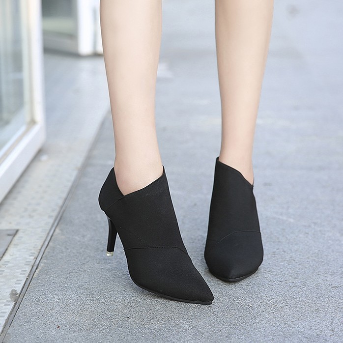 2017 Europe and the United States New pointed short boots naked shoes large size foreign trade women's shoes high heels women's shoes 41 spot all year round Supply