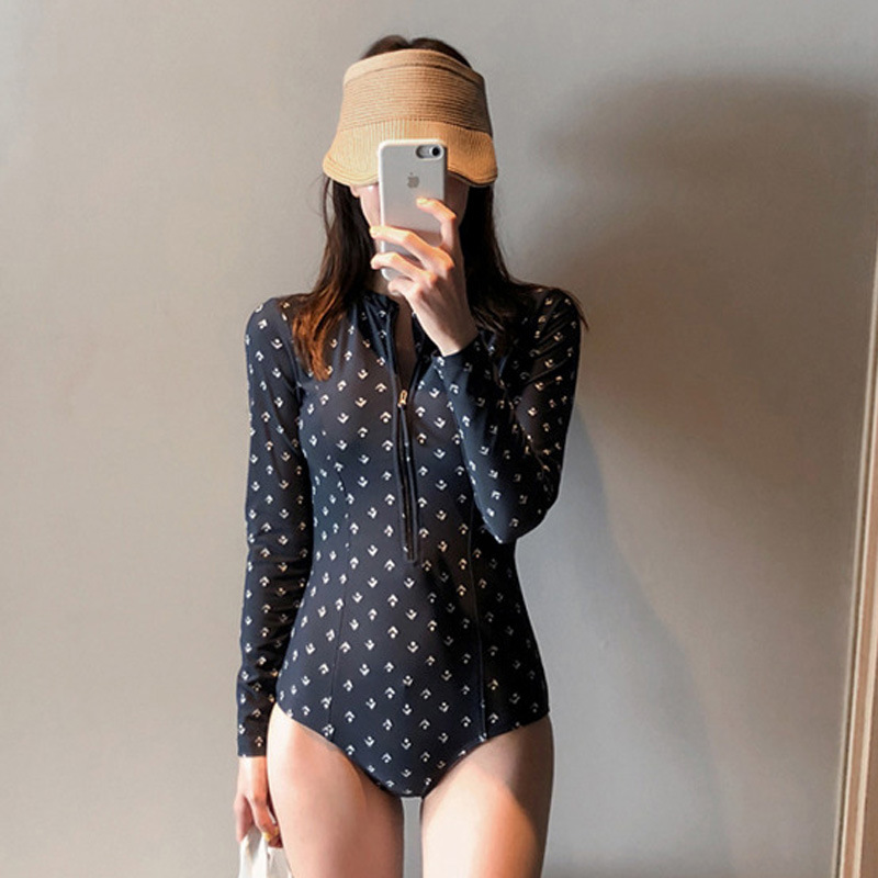 Korean style ins swimsuit women's 2022 one-piece small chest long sleeve belly covering slimming snorkeling hot spring conservative swimsuit