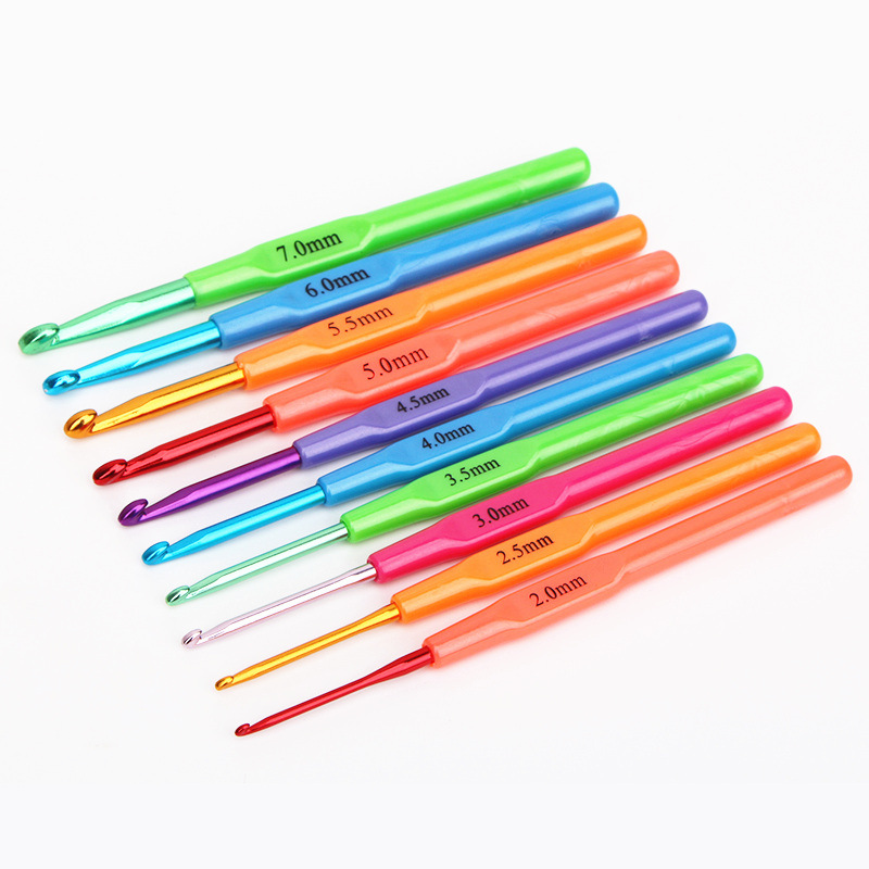 Plastic handle crochet rainbow crochet sweater knitting tools alumina auxiliary tools hand tools wholesale