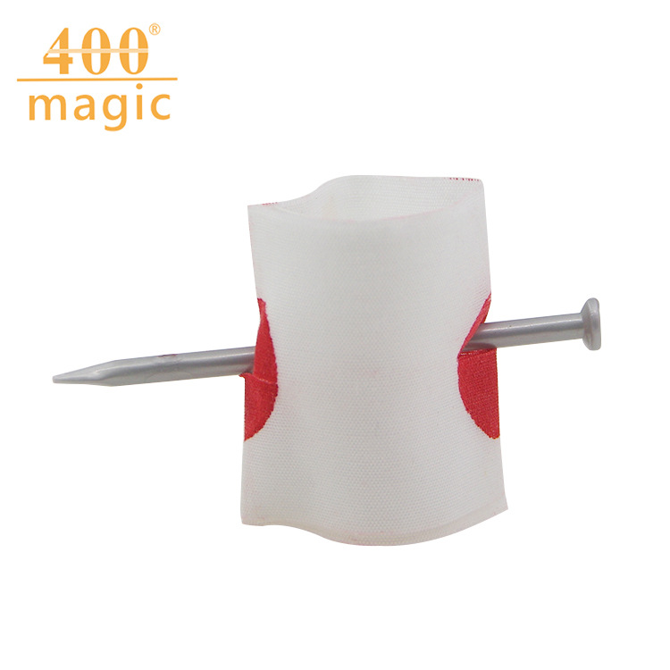Finger nail toy whole person horror finger nail funny novel magic finger nail props golden top