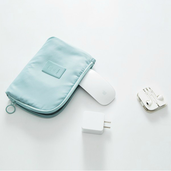 Manufacturers new travel digital storage bag mobile phone charging treasure data cable headset large capacity digital bag