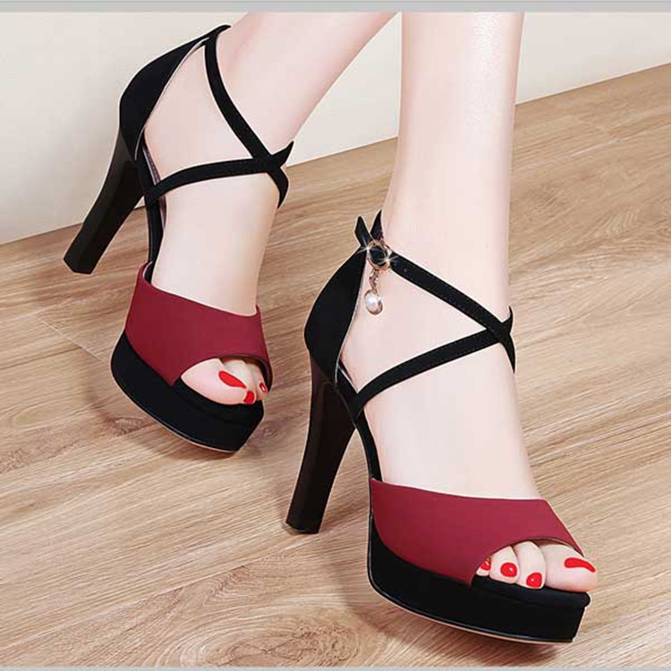 2019 summer new women's heel sandals thin heel buckle fashion versatile women's shoes wholesale