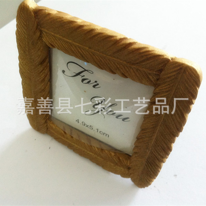 New Recommended Feather Photo Frame Square Creative Resin Photo Frame Retro Photo Frame Wedding Gift Photo Frame