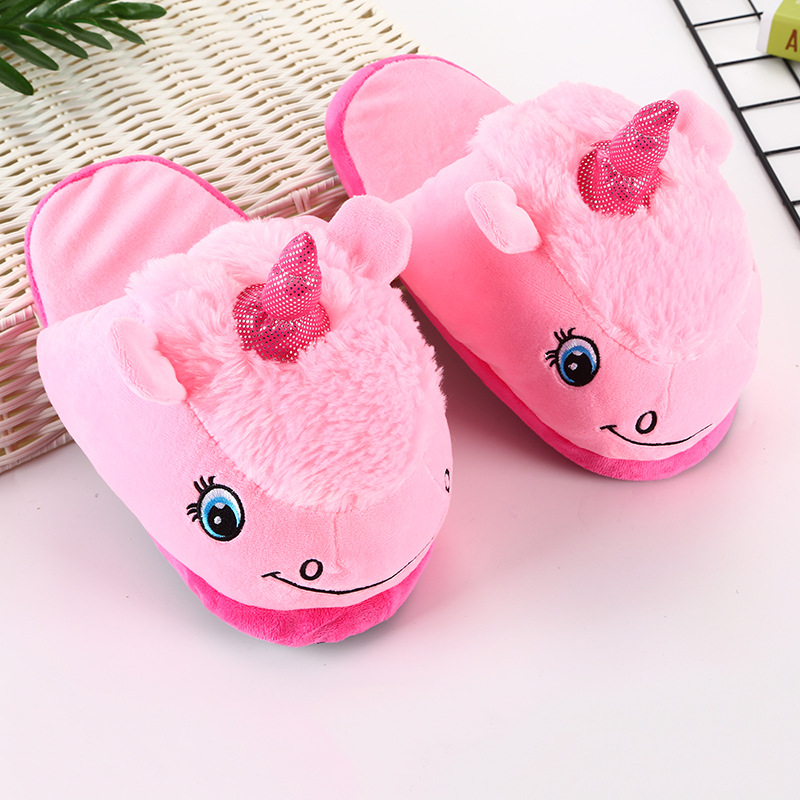 Autumn and winter comfortable velvet upper slippers half-bag heel unicorn toe home shoes black grain soles cloth shoes cotton bottom