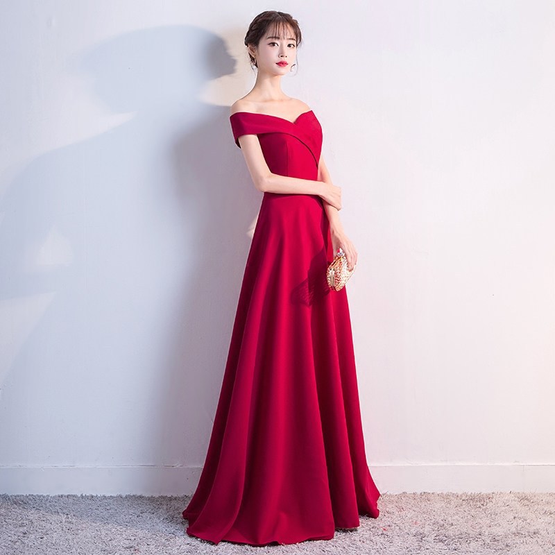 Evening dress women's new banquet bridesmaid black party dress wedding annual meeting performance off-shoulder long dress