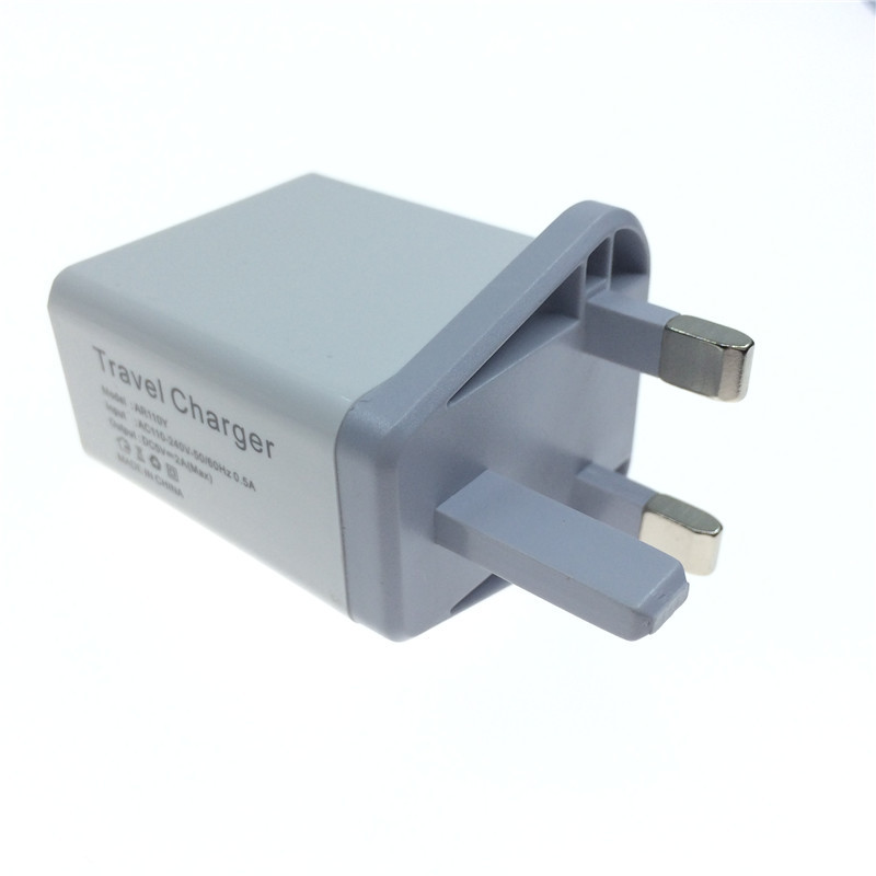 1a single-port usb charger British standard plug three-pin plug British British Standard Hong Kong Macao universal mobile phone charging head