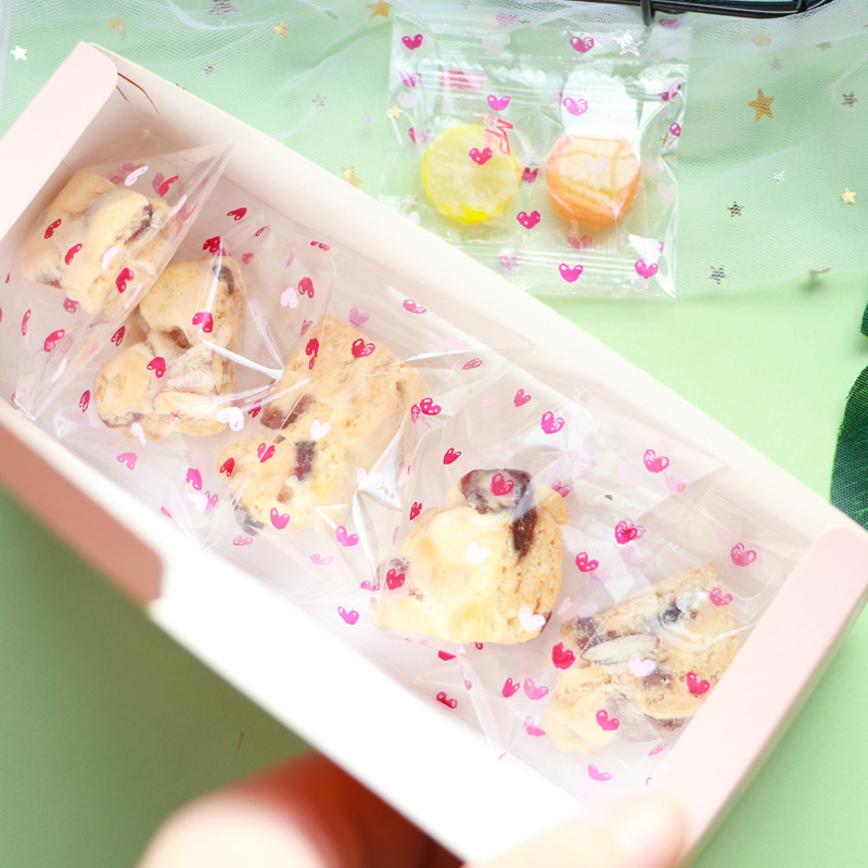 Baking Self-sealing Biscuit Snowflake Crisp Packaging Bag Love Transparent Sealed Self-adhesive Food Sealed Candy Cookie Bag
