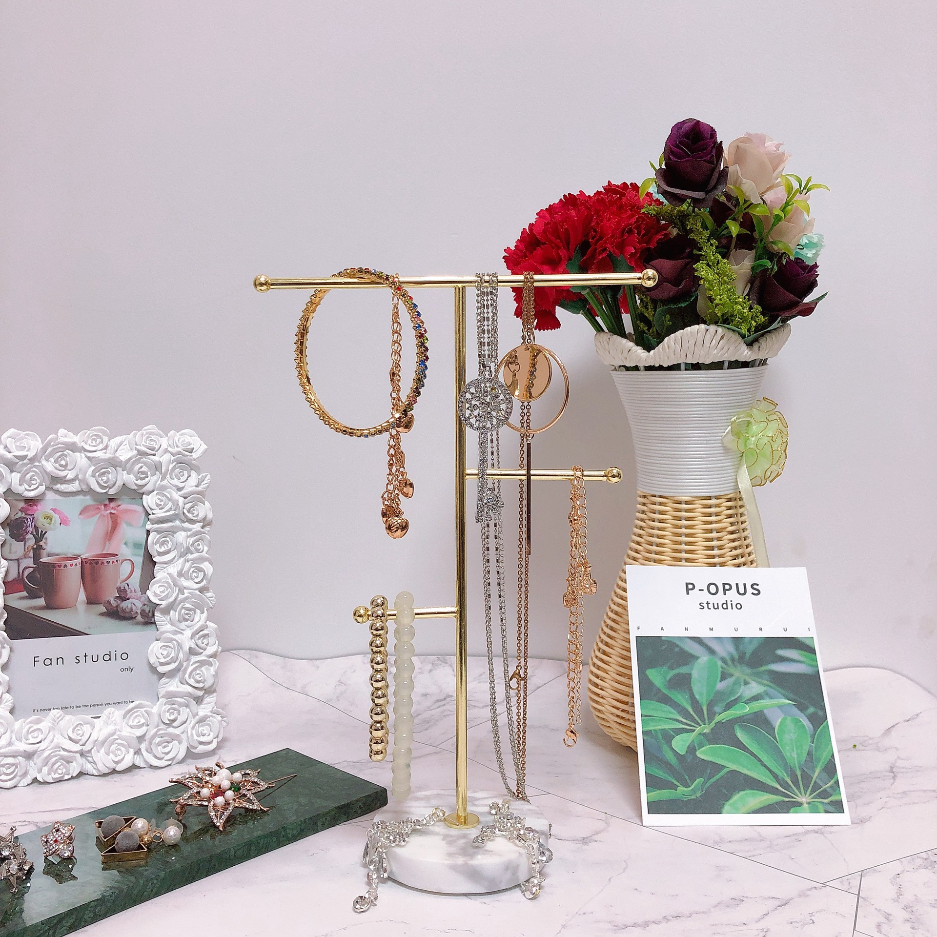 Nordic ins Marble Jewelry Rack Creative Electroplated Iron Storage Bedroom Cosmetic Room Decorative Rack Finishing Rack