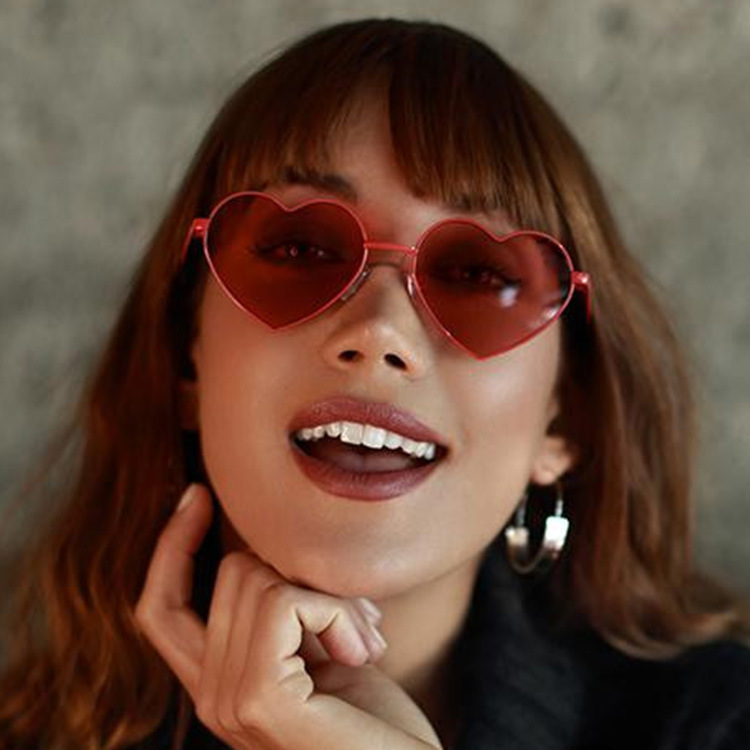 Korean Harajuku Soft Girl Retro Color Sunglasses Transparent Gradient Round Face Heart Shaped Sunglasses Women's Trendy All-Match