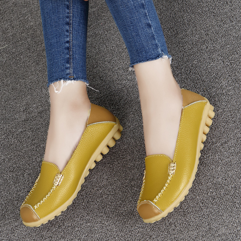 Autumn Women's 2020 New Women's Round Toe Casual Mother's Shoes Casual Sleeve Bean Shoes Flat Heel Women's Shoes Large Size Women's Shoes