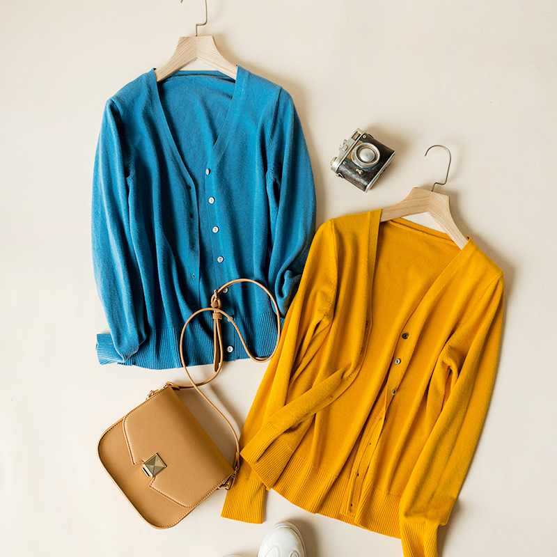 2020 Spring and Autumn new ladies sweater cardigan V-neck jacket fashion coat base shirt sweater a generation of hair