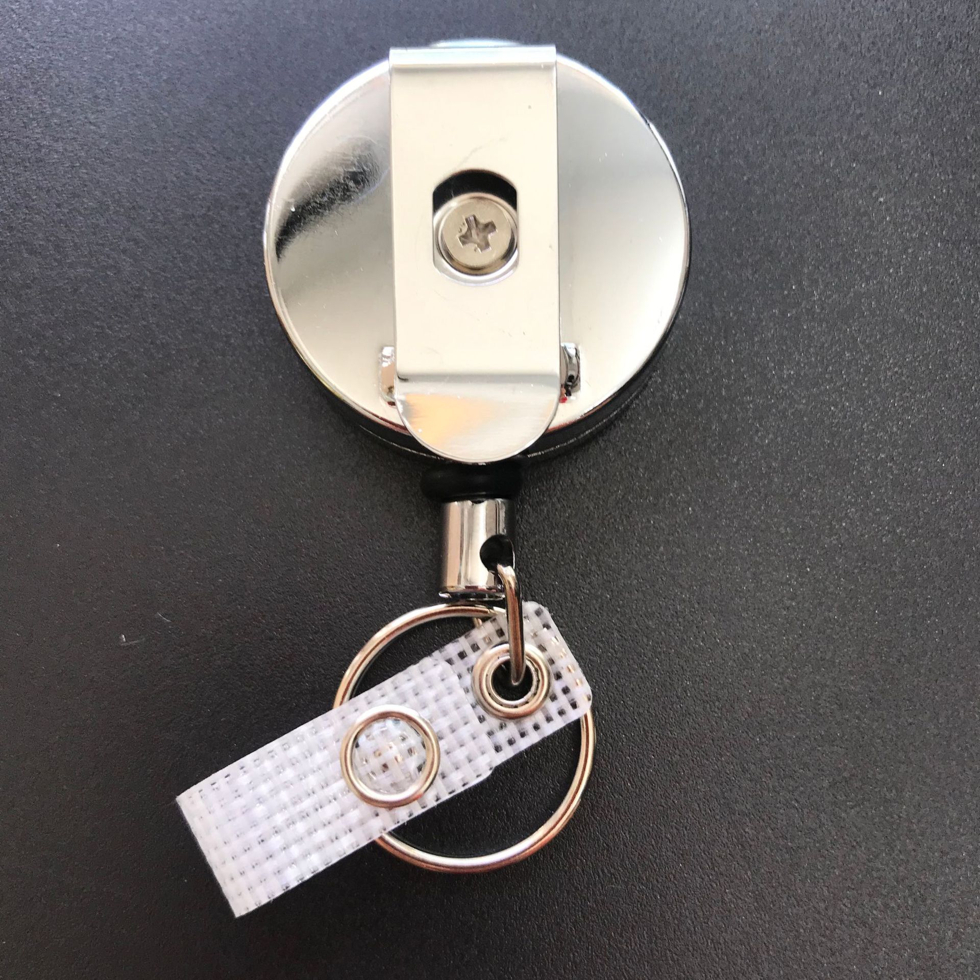 AMAZON cross-border e-commerce hot sale 4CM silver metal easy pull buckle telescopic buckle easy pull keychain